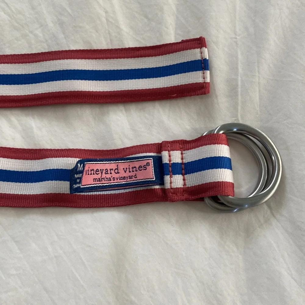 Vineyard Vines youth red, white and blue striped belt - size medium